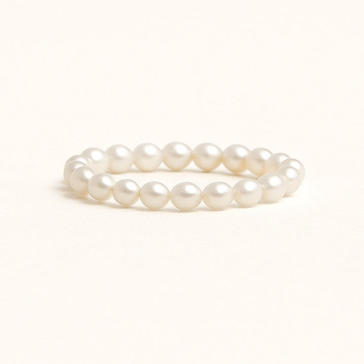 White Pearl Elegant Ring