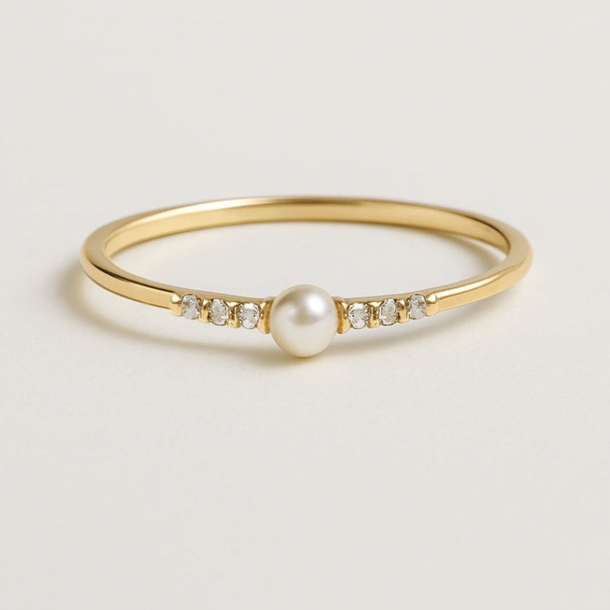Singular Pearl Zirconia Gold Ring