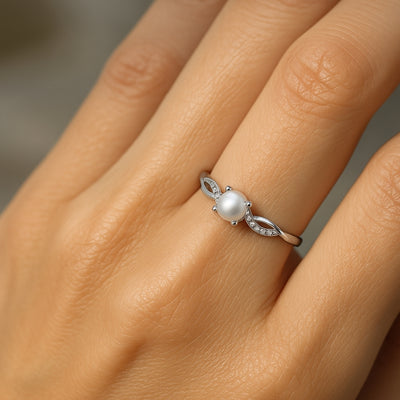 Singular Pearl Zirconia Silver Ring