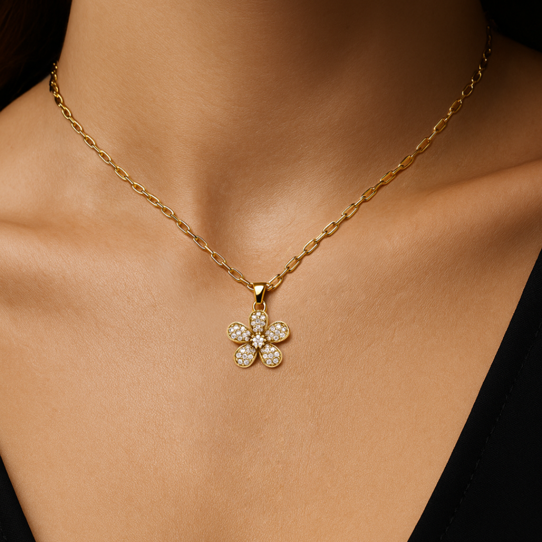 Sparkling Flower Necklace