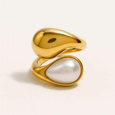 Smooth Pearl Gold Ring