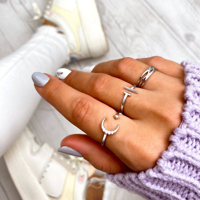 Adjustable Magnet Ring for Stress Relief and Fun