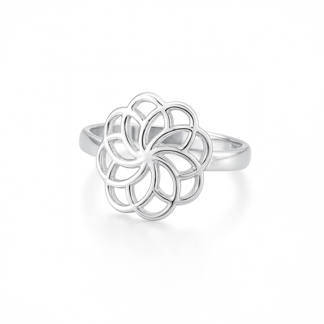 Clover Ring